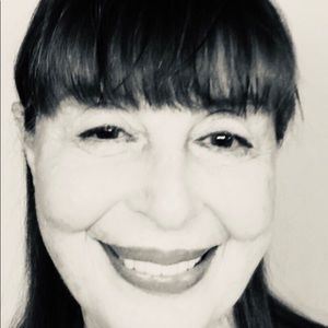 Meet your Posher, Leslie